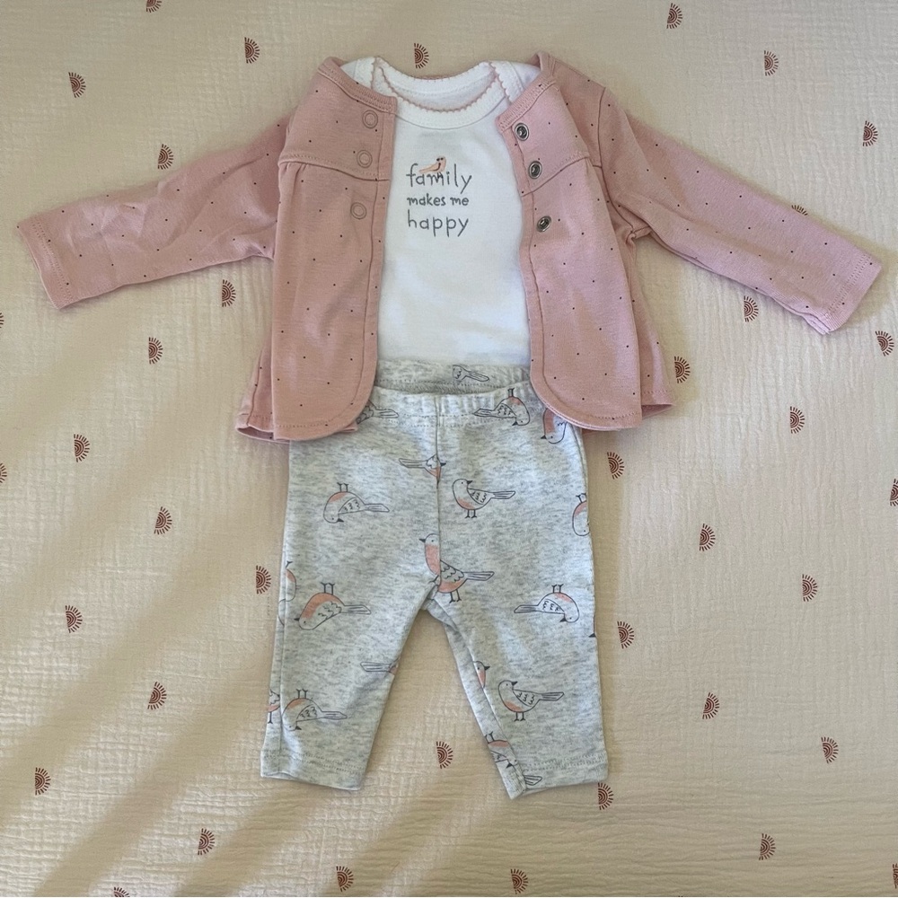 Carters Child Of Mine Newborn NB 3-piece set Family Makes Me Happy Bird Onesie